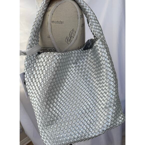 DKNY Giselle Hobo bag with wristlet Silver - Picture 13 of 14